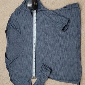 Lululemon sz 10, loose fitting top, EUC